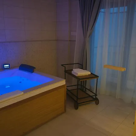 Cinque Stelle Private Jacuzzi And Sauna Apartment Cluj-Napoca