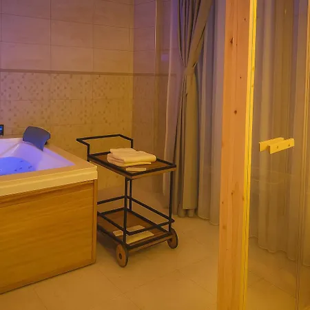Cinque Stelle Private Jacuzzi And Sauna Cluj-Napoca